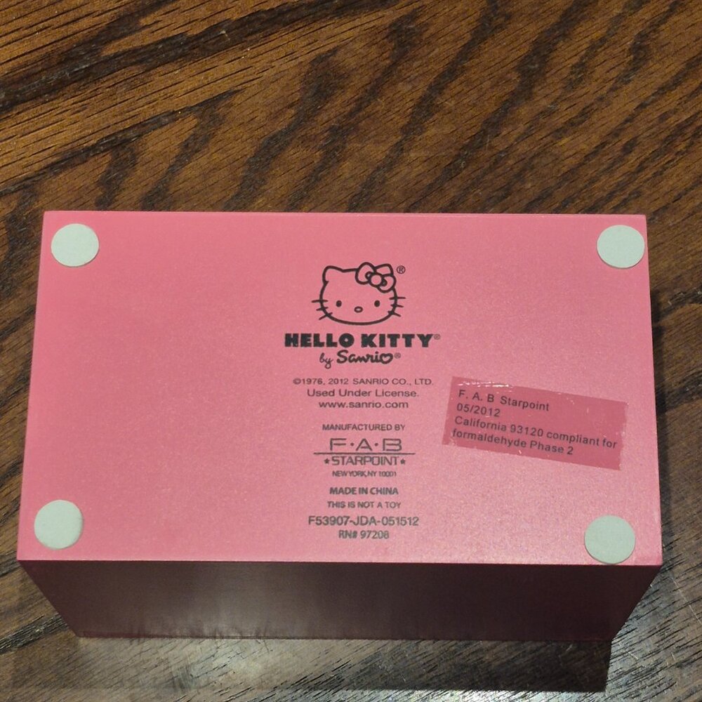 Hello Kitty Jewelry Box - Picture 2 of 3